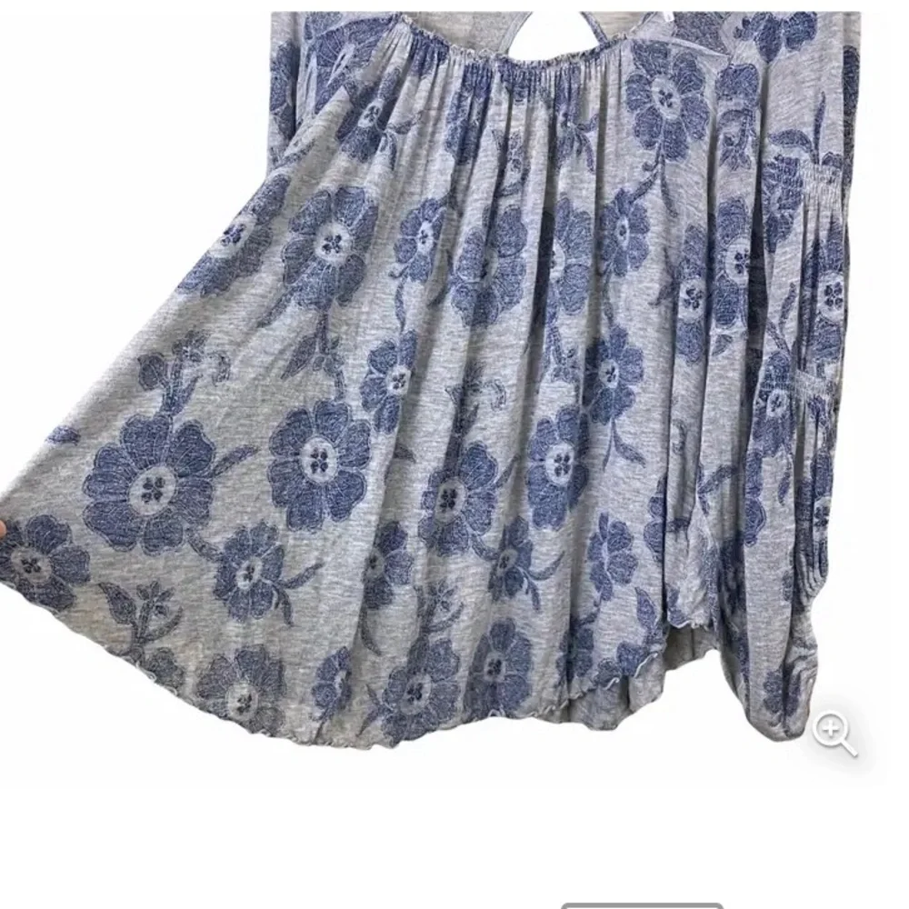 Free People Grey and Blue Floral Peasant Boho Top, MEDIUM, used good condition - Picture 5 of 6